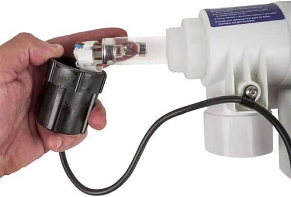 Gre UVC25 - Système de désinfection UV pour Le Nettoyage et l'entretien des piscines Hors-Sol et enterrées jusqu'à 25 m³. Traitement écologique de l'eau de Piscine