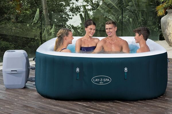 Spa gonflable Lay-Z-Spa® Ibiza Airjet™, 4 à 6 personnes, carré 180 x 180 x 66 cm, 140 jets d'air, couverture isolante, filtration à cartouche, diffuseur Chemconnect™