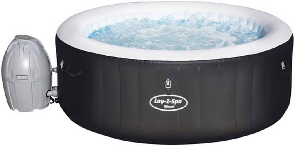 Test du spa gonflable Bestway Lay-Z-Spa Miami 2-4 personnes