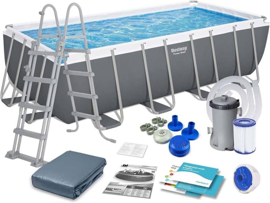 Test de la piscine hors sol Bestway 56670 : dimensions et praticité