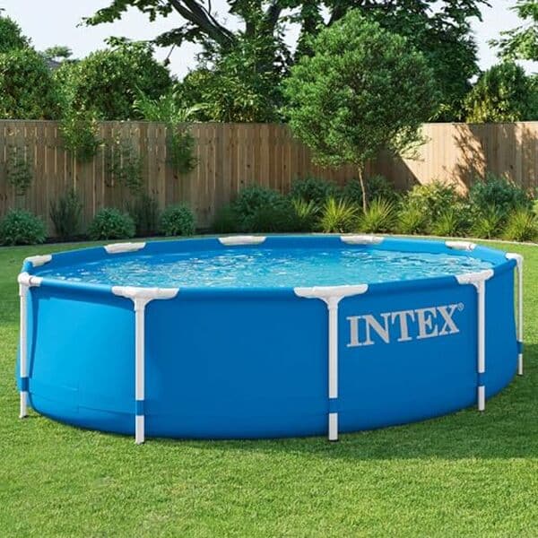 Découvrez notre test détaillé de la piscine Intex 28202UK avec pompe filtrante : caractéristiques, performances et avis pour bien choisir votre piscine.