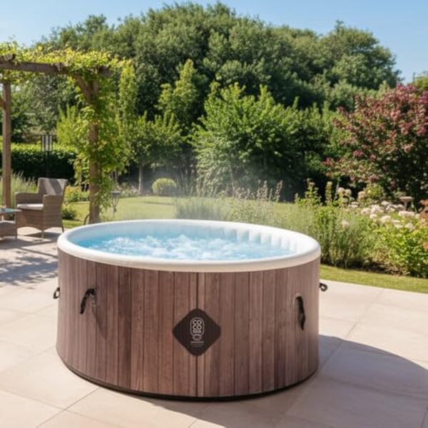 Découvrez notre test complet du spa gonflable Helsinki de Coco Spa : 140 jets de massage, installation facile et détente pour 4 personnes. Avis et caractéristiques. 