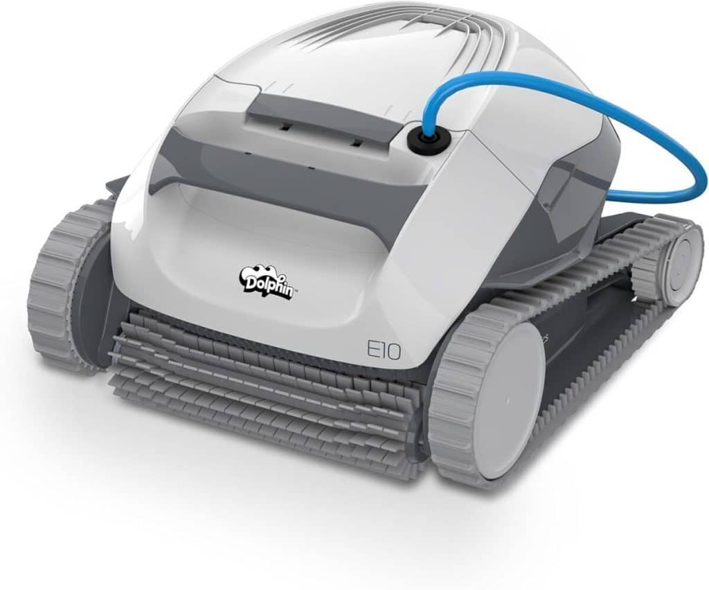 Test du robot nettoyeur Dolphin E10 pour piscine hors-sol