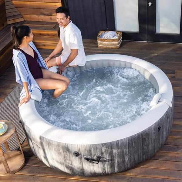 Découvrez notre test complet du spa gonflable Intex Pure Spa Baltik 6 places : caractéristiques, avantages, inconvénients et conseils d'achat pour votre détente. 