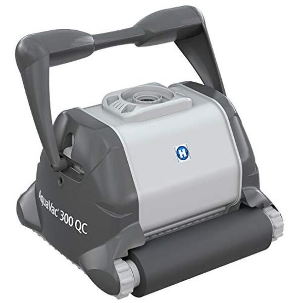 Découvrez notre test complet du robot Aquavac 300 QC mousse : efficacité, performance et avis détaillé pour nettoyer votre piscine. 