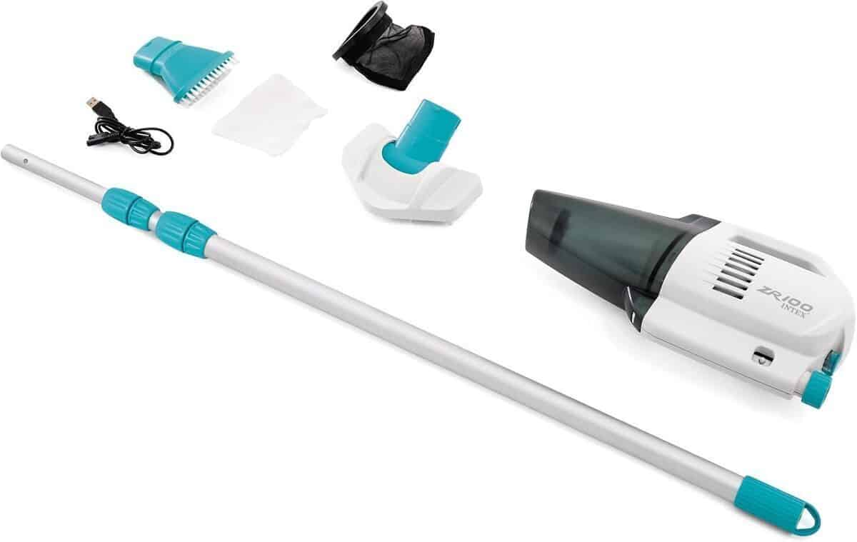 Test aspirateur Intex ZR100 pour piscines et spas